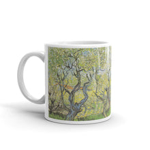 Van Gogh - Blühender Obstgarten Classic Art Mug