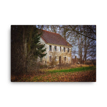 Green Alley Old House Canvas Print