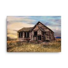 Old Louisiana Farmhouse Canvas Print