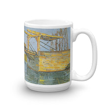 Van Gogh -Die Brücke von Langlois in Arles mit Wäscherinnen Classic Art Mug