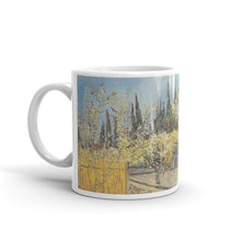Van Gogh - Blühender Obstgarten, von Zypressen umgeben Classic Art Mug